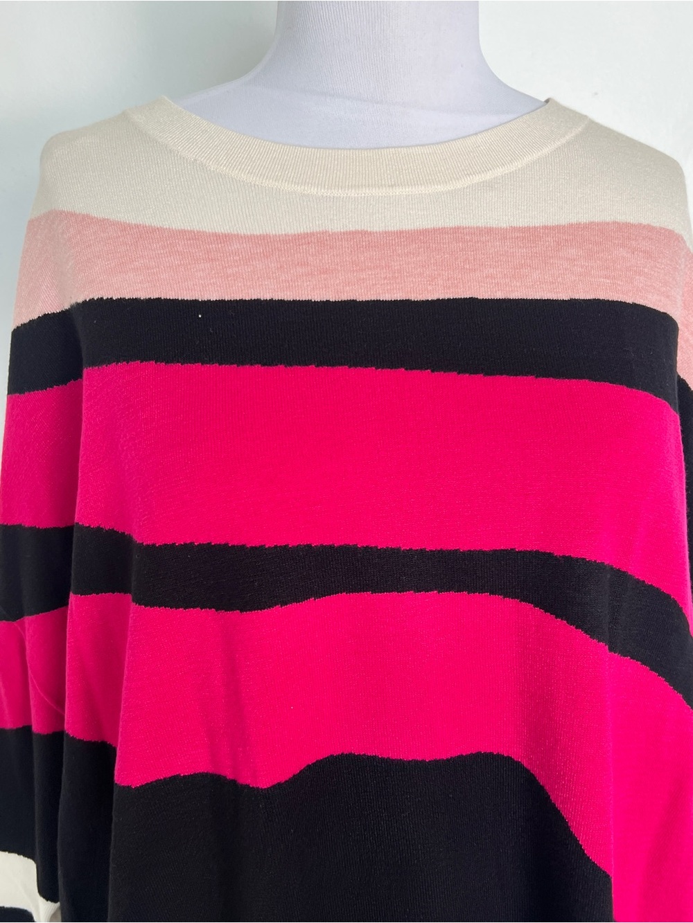 NWT! Chico's Colorblock Easy Pullover Sweater Size 4 - Picture 3 of 9